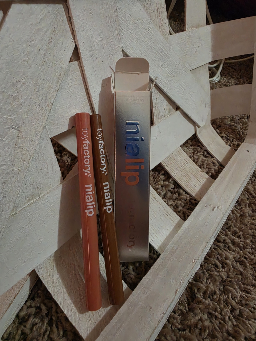 toyfactory nialip Lip Liners Duo